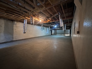 824 Ralph David Abernathy Blvd, Atlanta, GA à louer Photo intérieure– Image 1 sur 9
