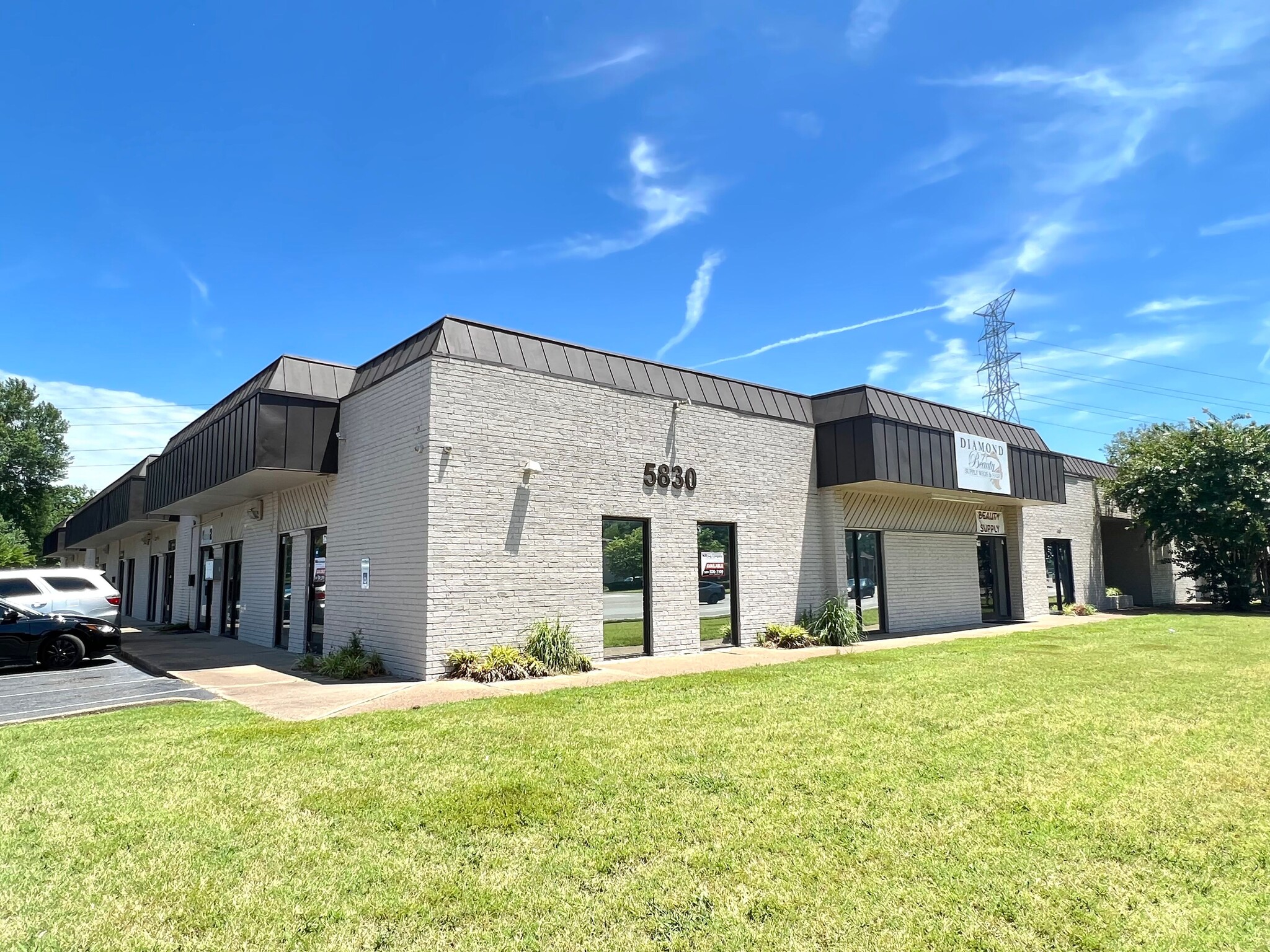 5830 Mount Moriah Rd, Memphis, TN à louer Photo de l’immeuble– Image 1 sur 5