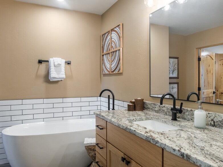 17 Winter Park Ln, Angel Fire, NM à vendre - Photo intérieure – Image 3 sur 5