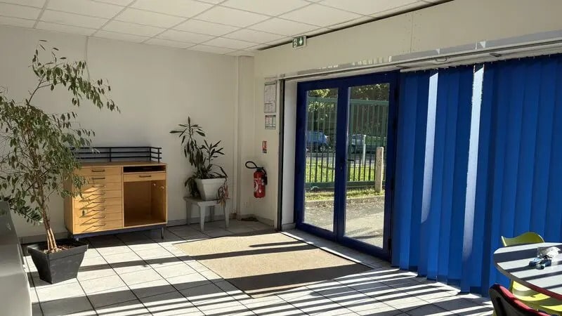 Bureau dans Saint-Jean-de-Braye à louer - Photo intérieure – Image 3 sur 8