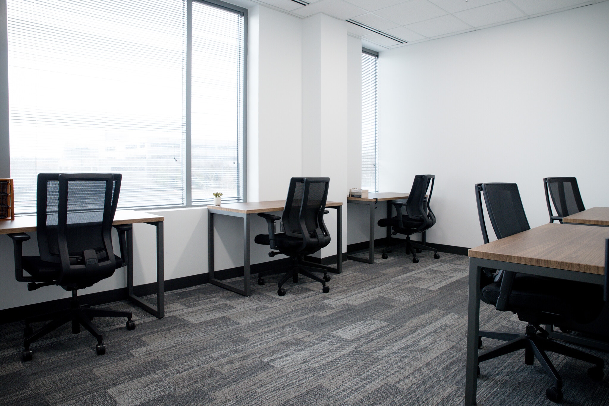 5825 University Research Ct, College Park, MD à louer Photo intérieure– Image 1 sur 1