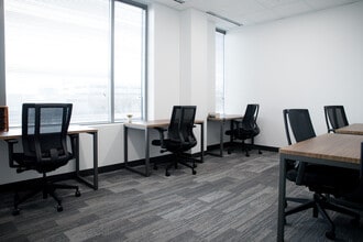 5825 University Research Ct, College Park, MD à louer Photo intérieure– Image 1 sur 1