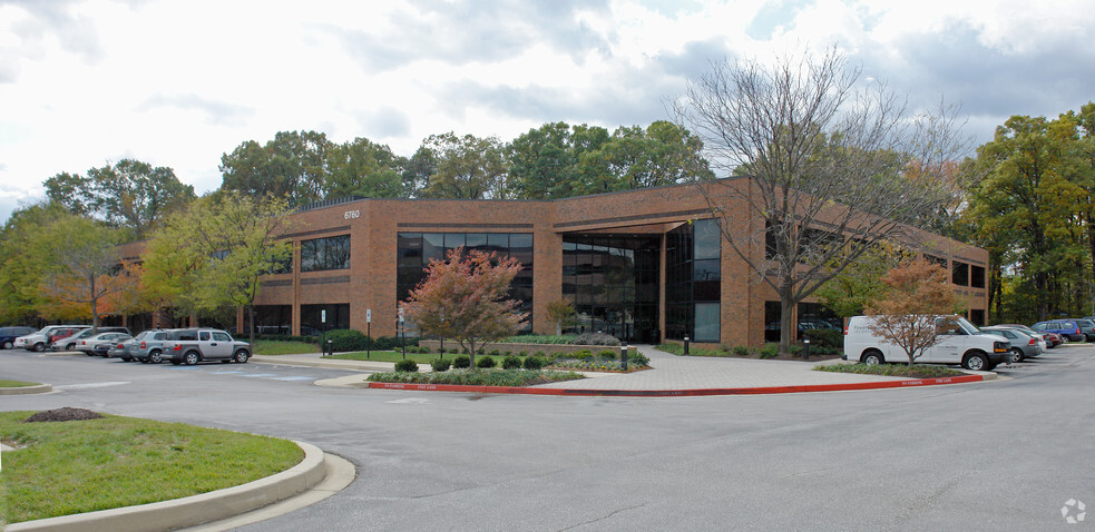 6760 Alexander Bell Dr, Columbia, MD à louer - Photo de l’immeuble – Image 1 sur 7