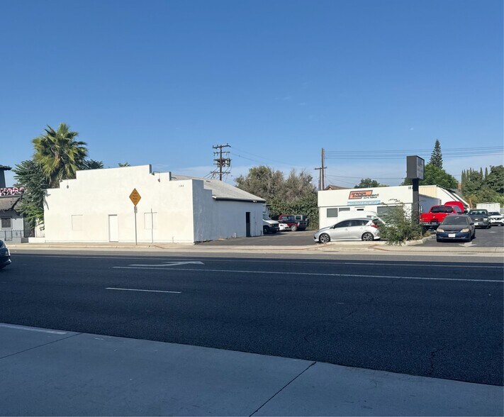 185 S Main St, Orange, CA à vendre - Photo de l’immeuble – Image 2 sur 15