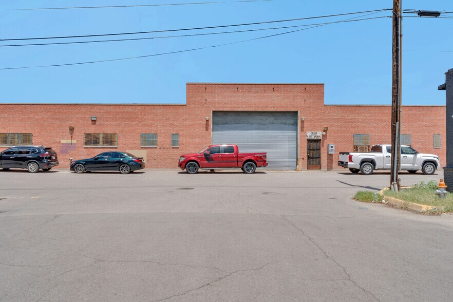 220 N Saint Vrain St, El Paso, TX à vendre - Photo de l’immeuble – Image 2 sur 9