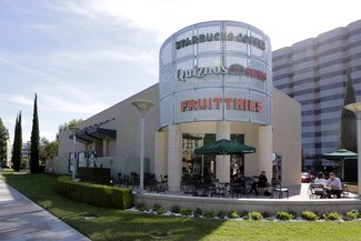 Plus de détails pour 545 Anton Blvd, Costa Mesa, CA - Local commercial à louer