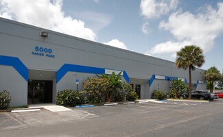 Plus de détails pour 3650 Hacienda Blvd, Davie, FL - Industriel/Logistique à louer
