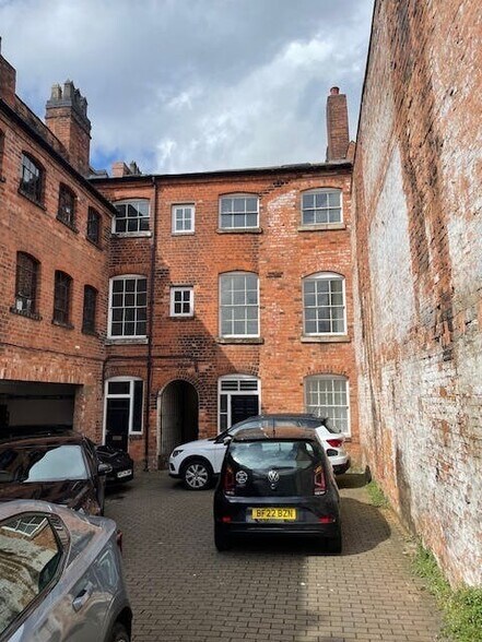 33A-37 Vittoria St, Birmingham à louer - Photo de l’immeuble – Image 3 sur 11