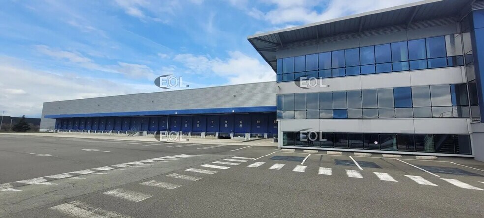 Industriel/Logistique dans Étupes à louer - Photo de l’immeuble – Image 2 sur 7