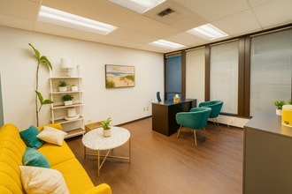 1 Lake Bellevue Dr, Bellevue, WA à louer Photo intérieure– Image 1 sur 8