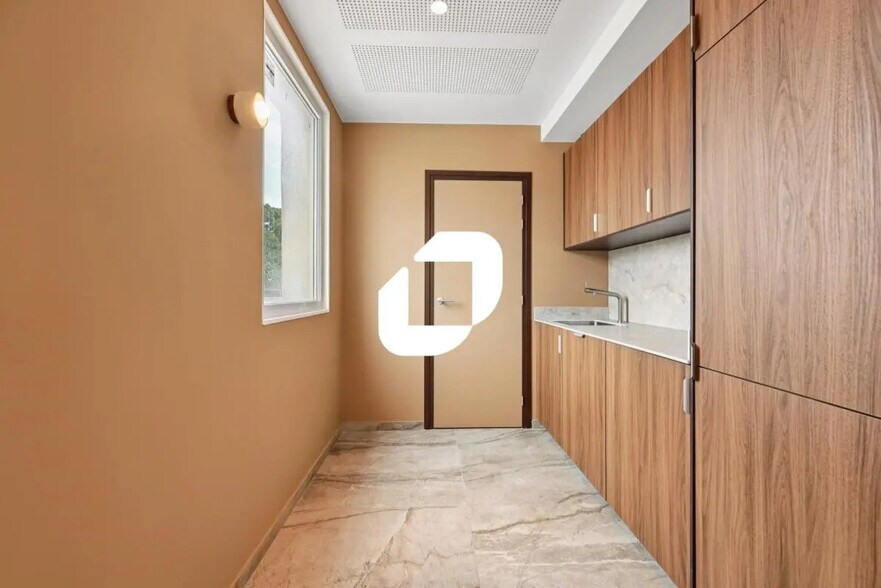 Bureau dans Saint-Maur-des-Fossés à louer - Photo de l’immeuble – Image 2 sur 14