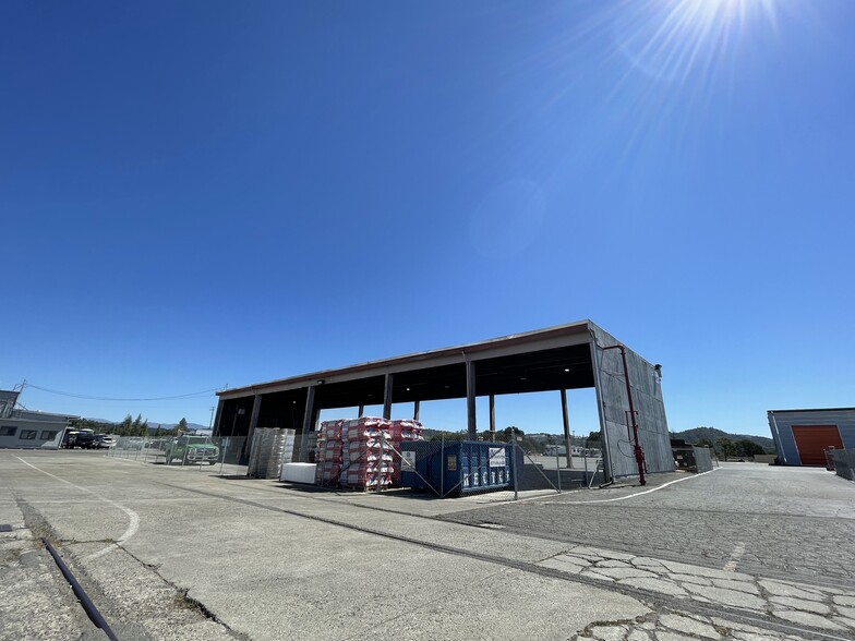 5900 Pruitt Ave, Windsor, CA à louer - Photo de l’immeuble – Image 2 sur 9