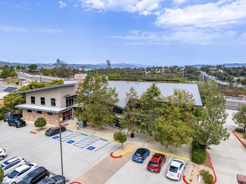 31205-31217 Pauba Rd, Temecula, CA à vendre - Photo de l’immeuble – Image 3 sur 17
