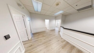 759 SW Federal Hwy, Stuart, FL à louer Photo intérieure– Image 1 sur 5
