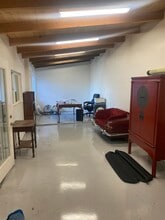 2148 Newport Blvd, Costa Mesa, CA à louer Photo de l’immeuble– Image 2 sur 4