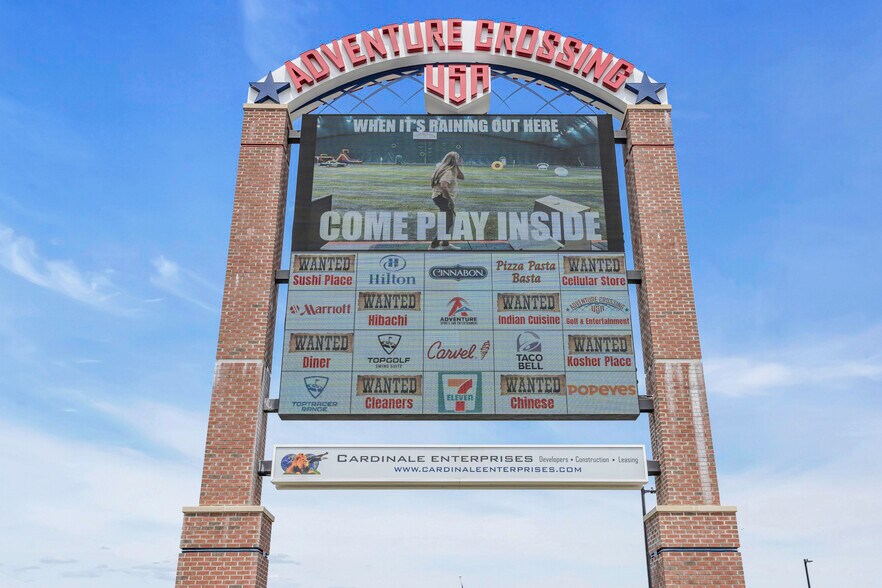 515 Monmouth Rd, Jackson, NJ à louer - Photo de l’immeuble – Image 2 sur 27