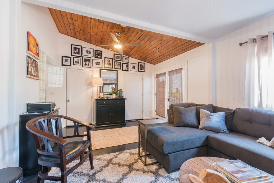 653 Shell Beach Rd, Pismo Beach, CA à vendre - Photo de l’immeuble – Image 3 sur 14