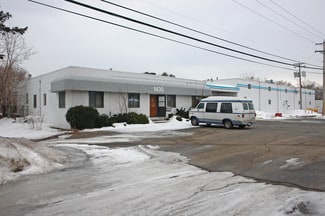 Plus de détails pour 1430 County Road C W, Roseville, MN - Industriel/Logistique à louer