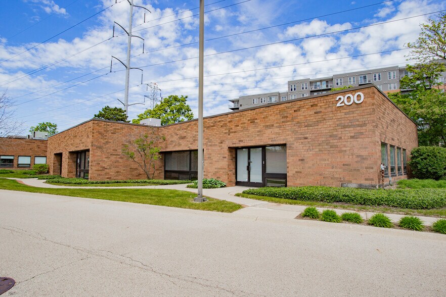 450 Skokie Blvd, Northbrook, IL à vendre - Photo de l’immeuble – Image 2 sur 4