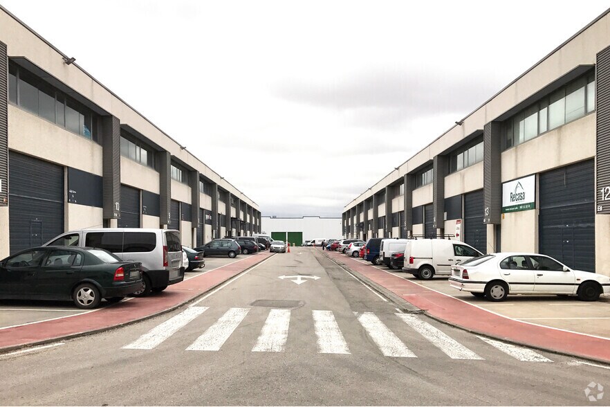 Industriel/Logistique dans Meco, Madrid à vendre - Photo de l’immeuble – Image 1 sur 1