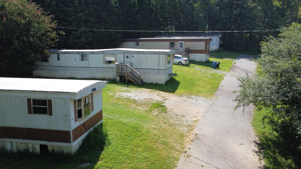 3686 Cook Rd, Valdese, NC à vendre - Photo de l’immeuble – Image 2 sur 8