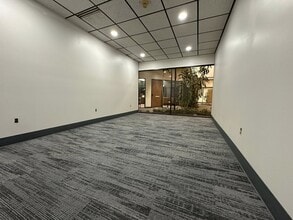 40 Adloff Ln, Springfield, IL à louer Photo intérieure– Image 2 sur 9