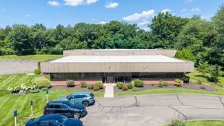 Plus de détails pour 128 Long Hill Cross Rd, Shelton, CT - Industriel/Logistique à vendre
