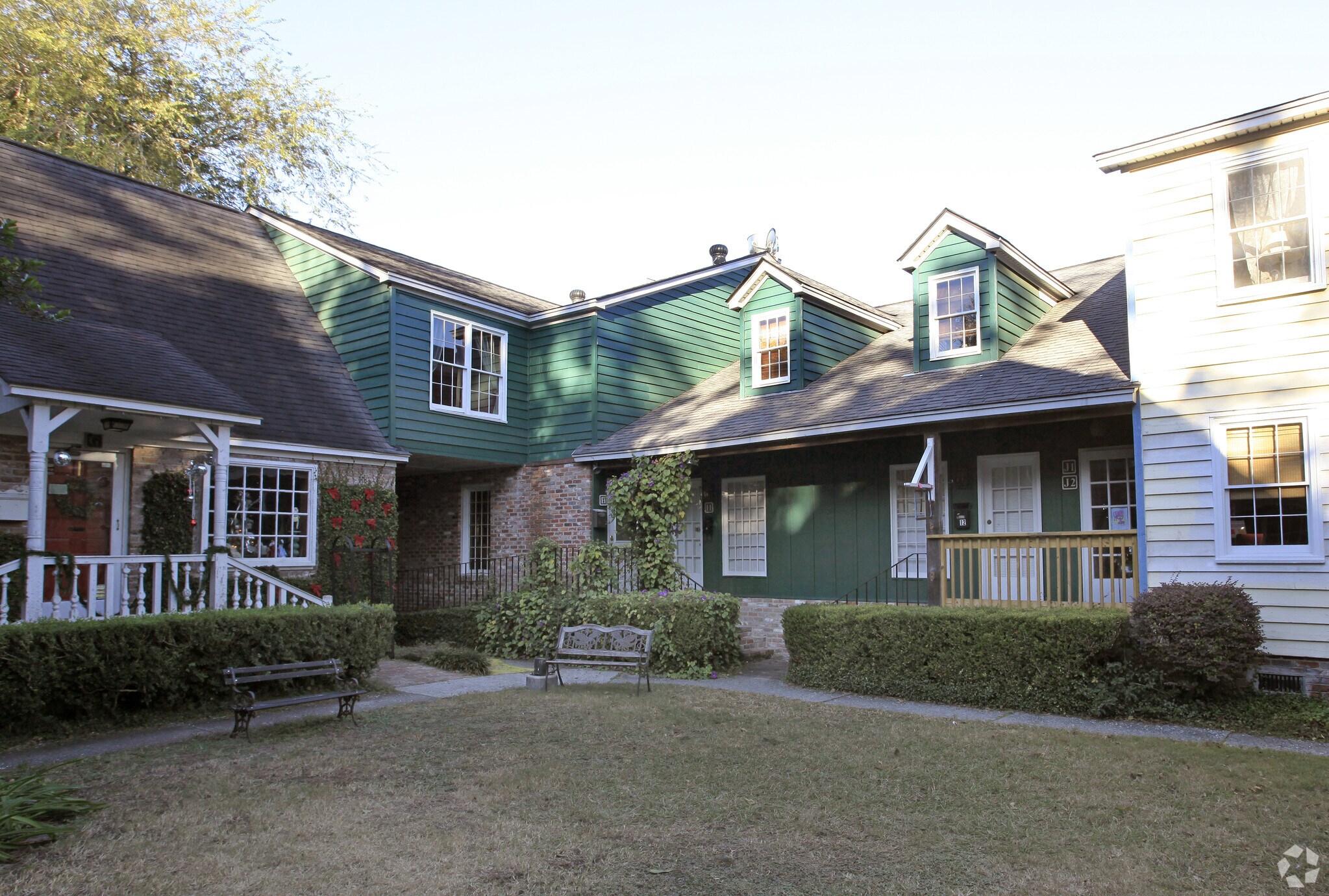 217 Lucas St, Mount Pleasant, SC à louer Photo principale– Image 1 sur 5