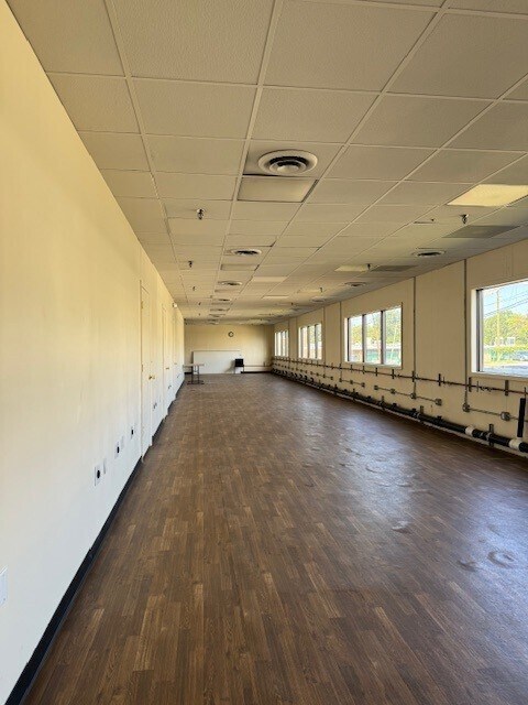 1 Johnson Dr, Raritan, NJ à louer Photo intérieure– Image 1 sur 1