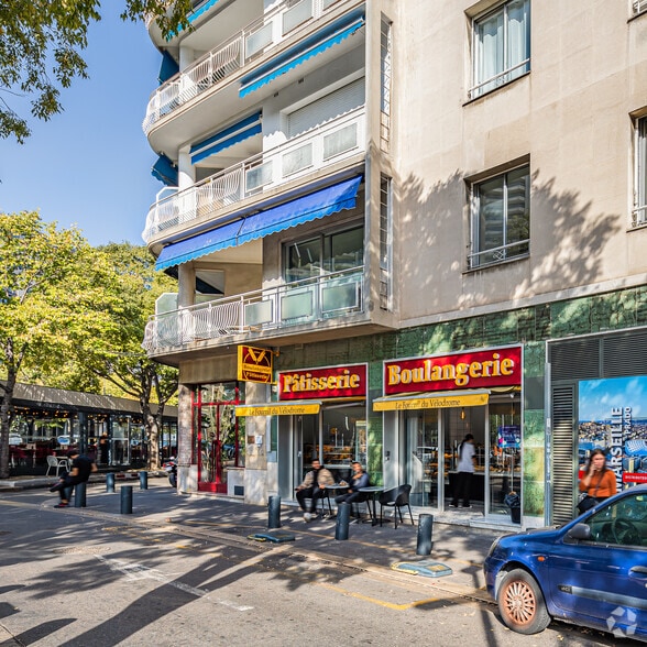 285 Avenue Du Prado, Marseille à louer - Photo de l’immeuble – Image 3 sur 4