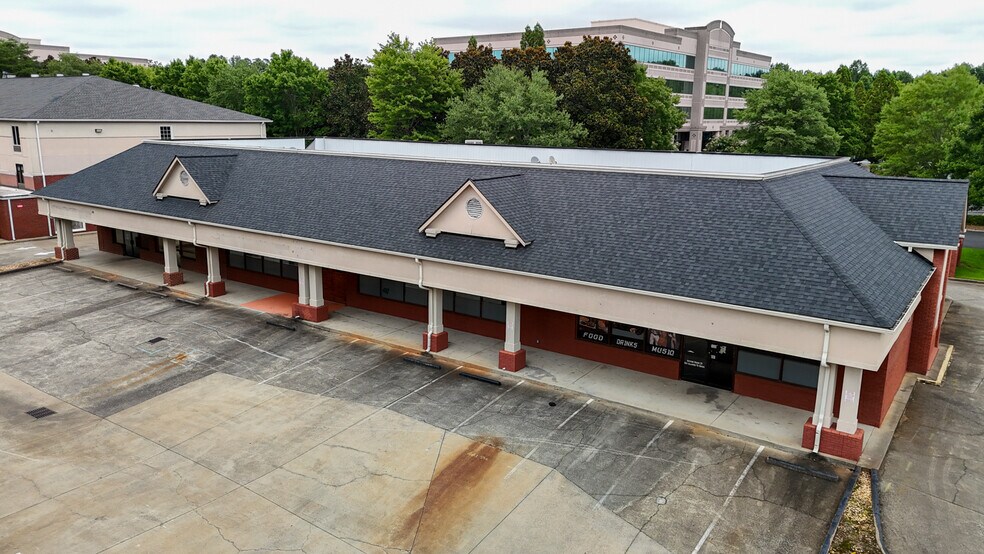 3050 Mansell Rd, Alpharetta, GA à vendre - Photo de l’immeuble – Image 2 sur 11