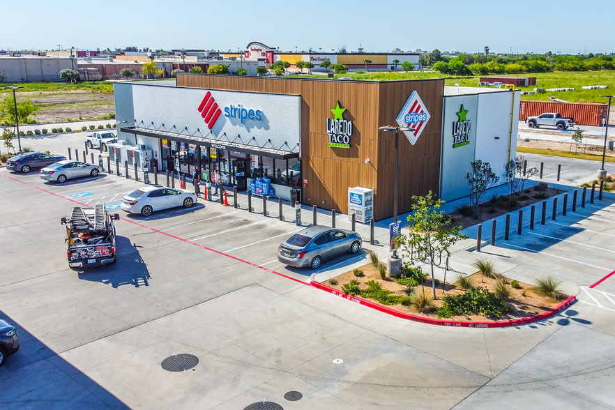 651 Morrison rd, Brownsville, TX à vendre - Photo de l’immeuble – Image 1 sur 7