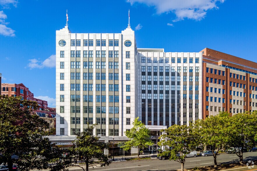 1300 Connecticut Ave NW, Washington, DC à louer - Photo de l’immeuble – Image 2 sur 25