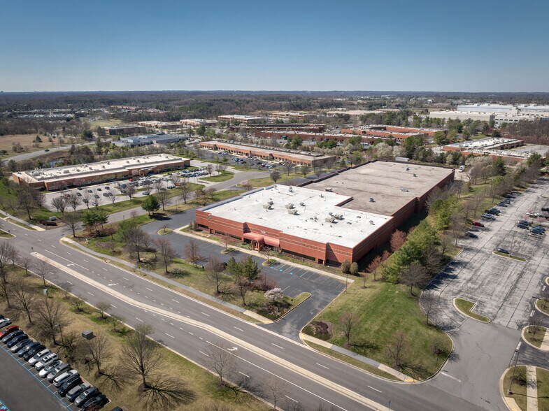 7020 Columbia Gateway Dr, Columbia, MD à vendre - Photo de l’immeuble – Image 3 sur 8