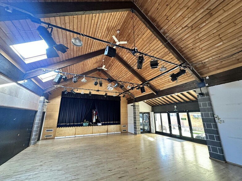 49 Elmwood Rd, Londres à louer - Photo de l’immeuble – Image 2 sur 7