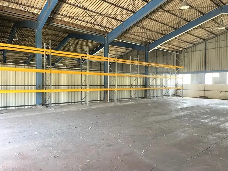 Local d’activités dans Villeneuve-sur-Lot à louer - Photo intérieure – Image 3 sur 3