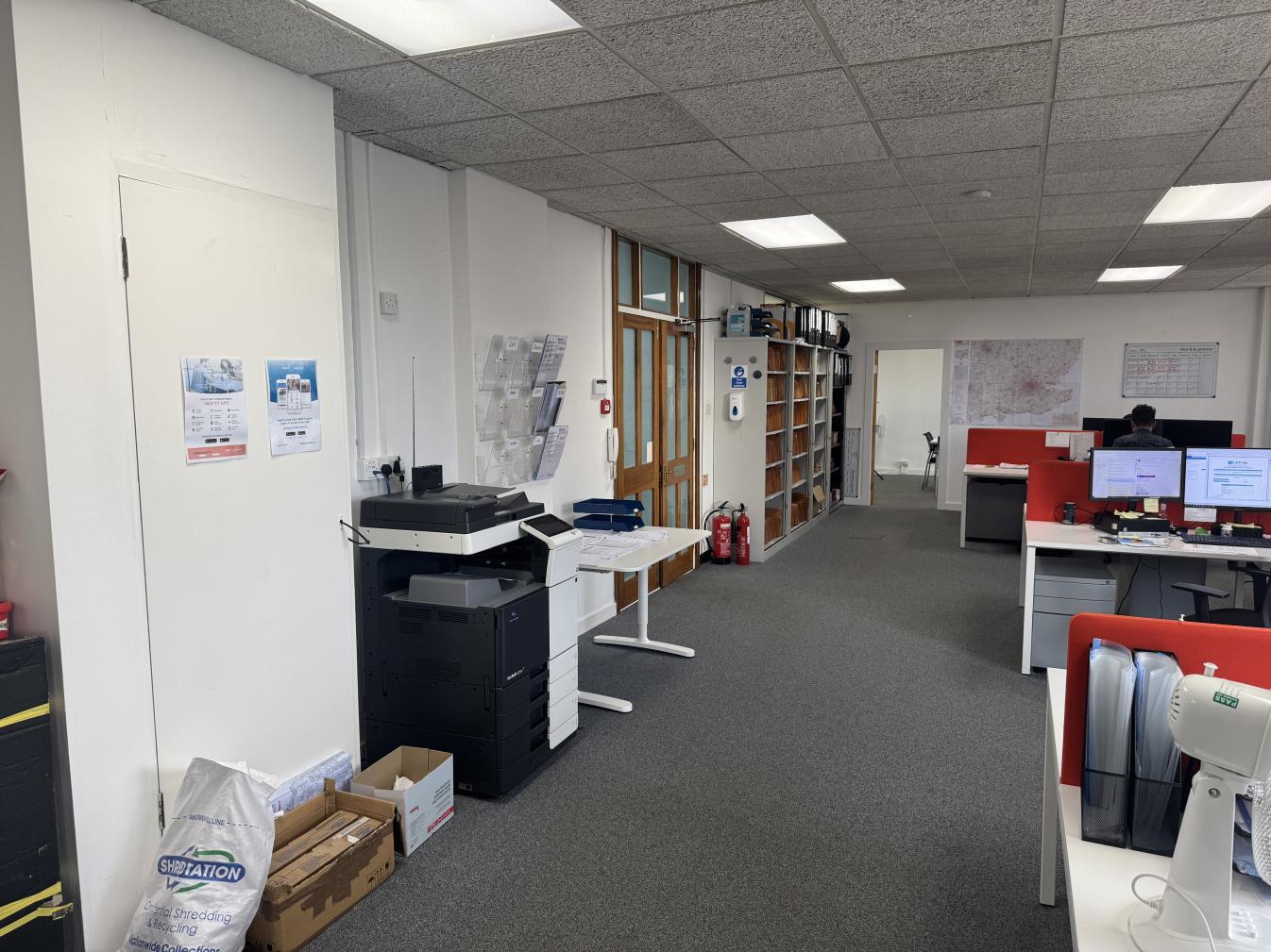 Arcadia Ave, Londres à louer Photo intérieure– Image 1 sur 3