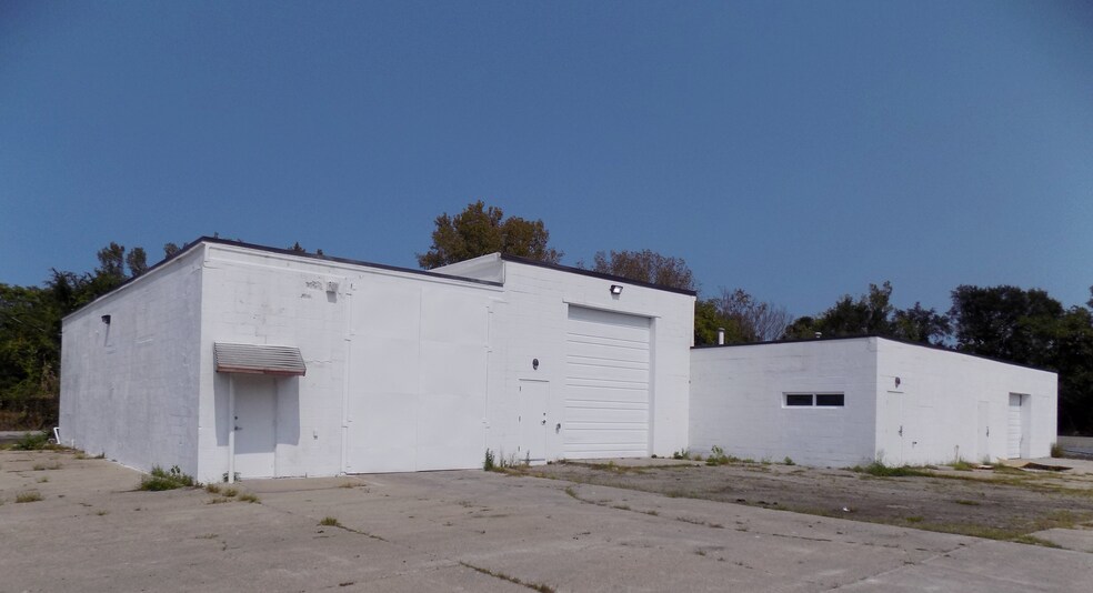 2200-2235 Montcalm St, Indianapolis, IN à louer - Photo de l’immeuble – Image 2 sur 5