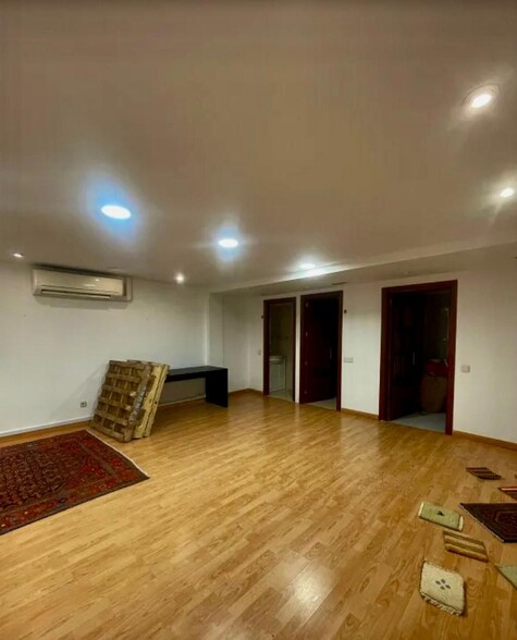 View Photo