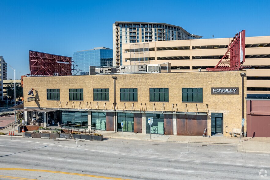 220 S Congress Ave, Austin, TX à louer - Photo de l’immeuble – Image 2 sur 5