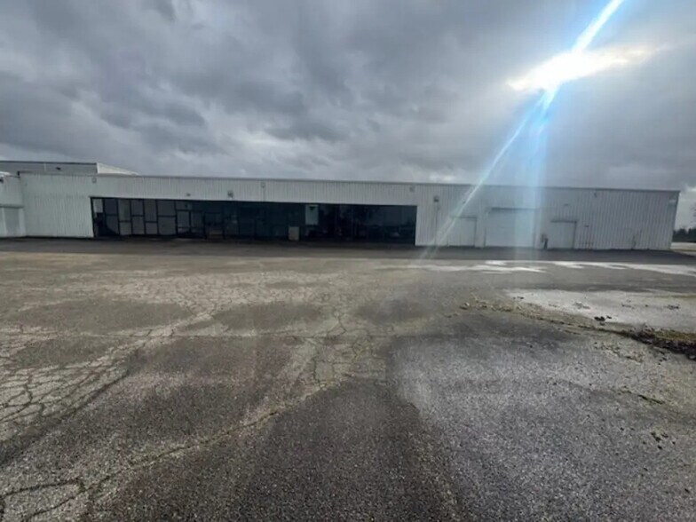 Local d'activités dans Perrigny à vendre - Photo de l’immeuble – Image 1 sur 7