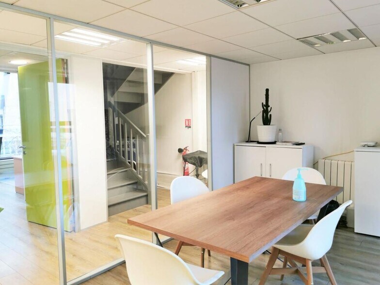 19 Boulevard Eugène Deruelle, Lyon à louer - Photo de l’immeuble – Image 3 sur 18