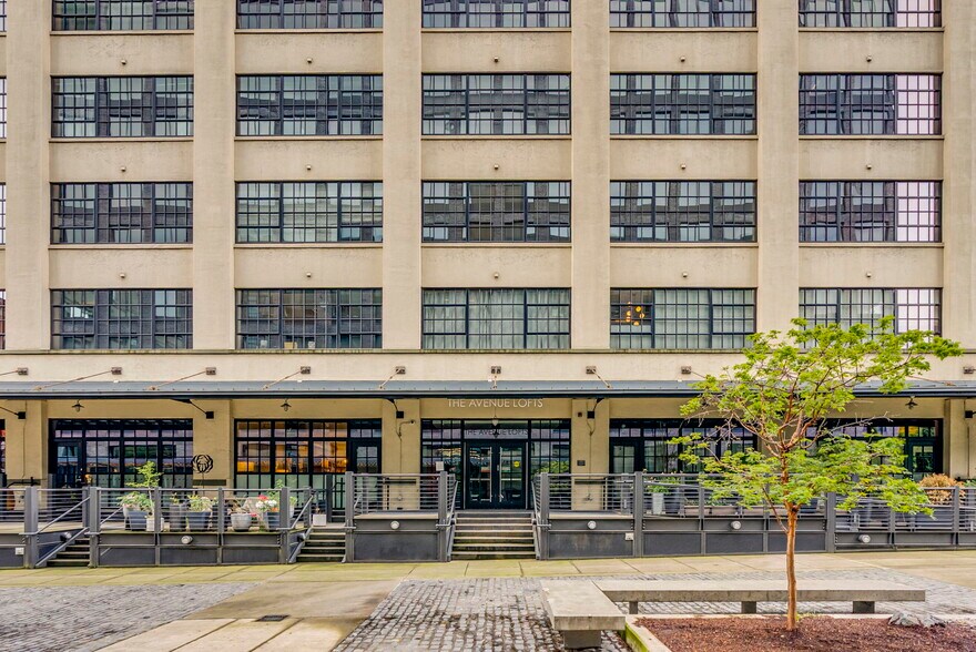 1400 NW Irving St, Portland, OR à vendre - Photo de l’immeuble – Image 2 sur 45