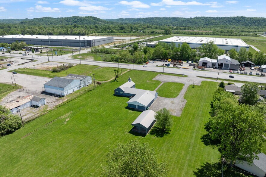 13908 Dixie Hwy, Louisville, KY à vendre - Photo de l’immeuble – Image 2 sur 4