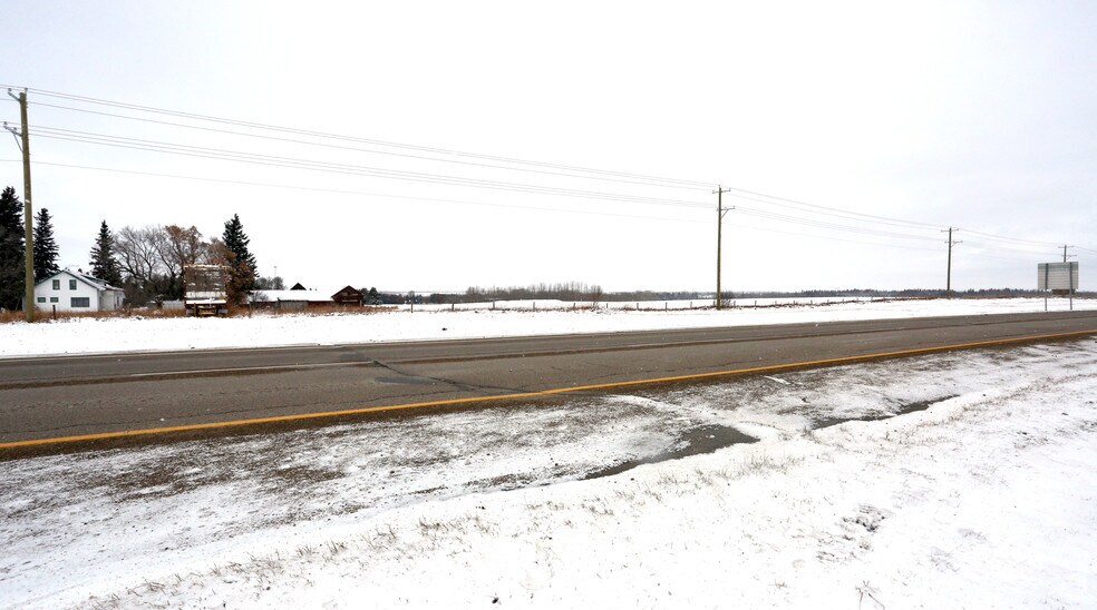 53203 271 Range Rd, Parkland County, AB à vendre - Photo de l’immeuble – Image 2 sur 7