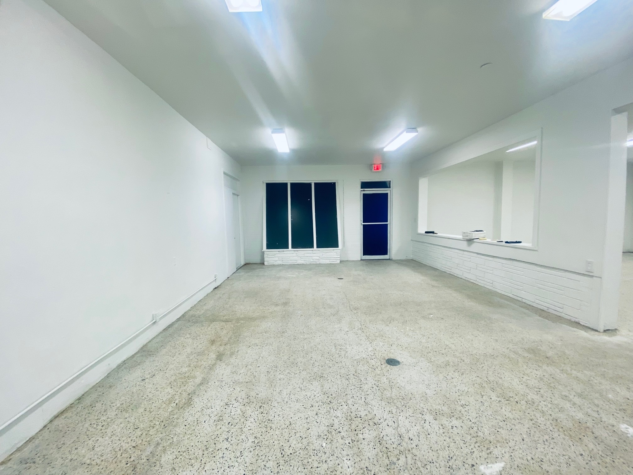 3366 Cleveland Ave, Fort Myers, FL à vendre Photo intérieure– Image 1 sur 3