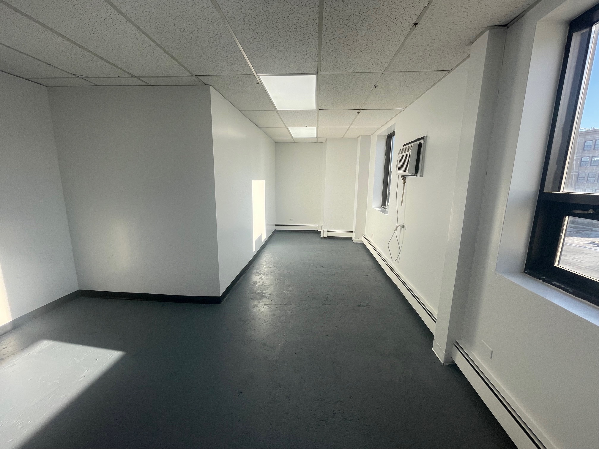 43-49 10th St, Long Island City, NY à louer Photo de l’immeuble– Image 1 sur 1