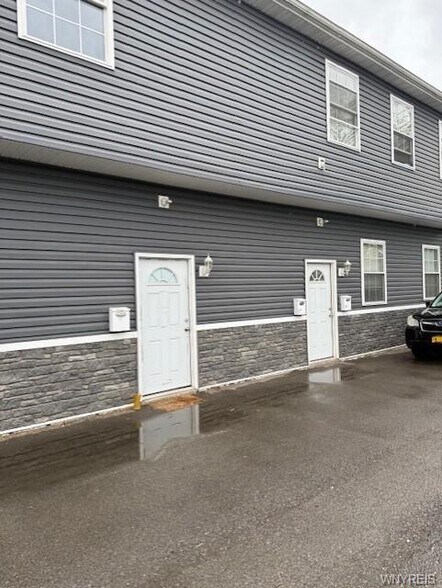 2901 S Park Ave, Lackawanna, NY à vendre - Photo de l’immeuble – Image 2 sur 11