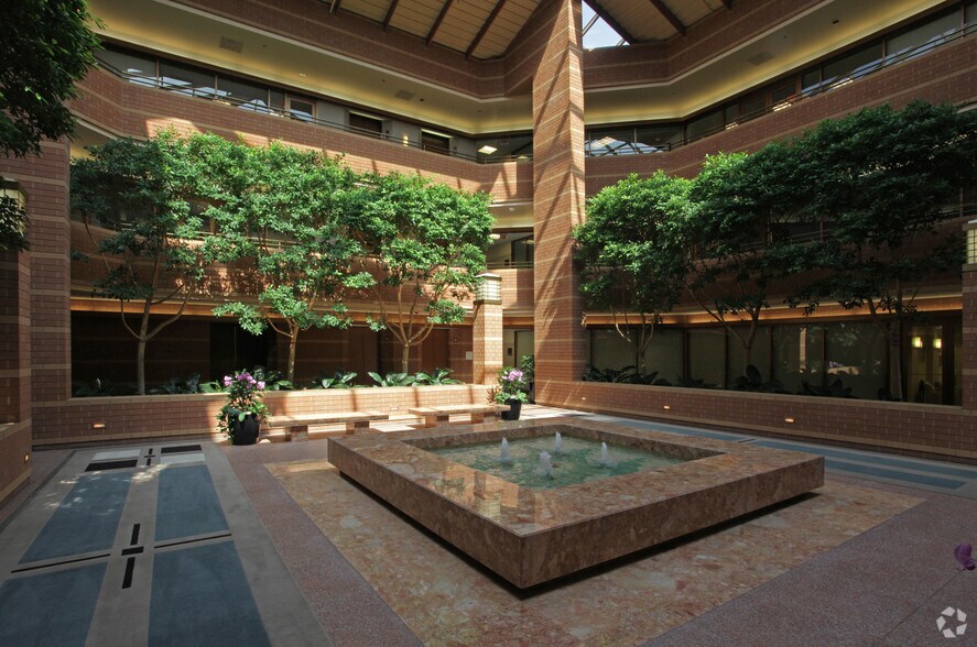 1520 Kensington Rd, Oak Brook, IL à louer - Photo de l’immeuble – Image 2 sur 8