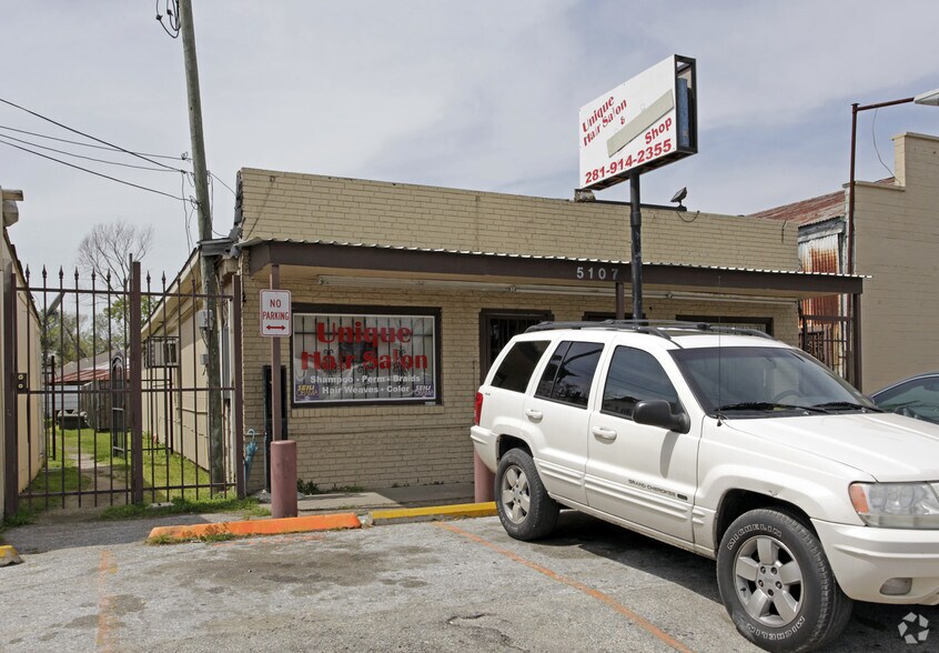 5107 Yale St, Houston, TX à vendre - Photo principale – Image 1 sur 2